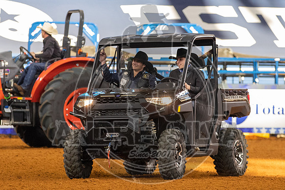 2021_TheAmerican_Bull Riding_Colten Fritzlan_AndreSilva_967
