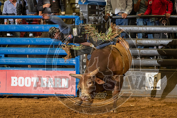 2020_08_01_Mesquite_Bull_Riding_Valdiron_de_Oliveira_274