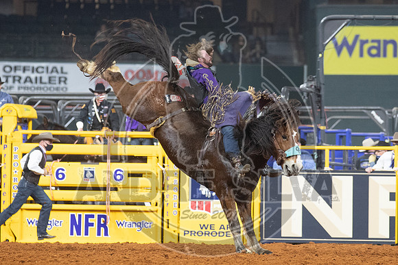 2020_Dez_12_WNFR_Bareback_Tilden Hooper_145