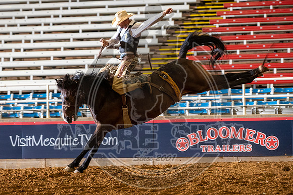 2020_06_06_Mesquite_Saddle_Bronc_Riding__584_Silva