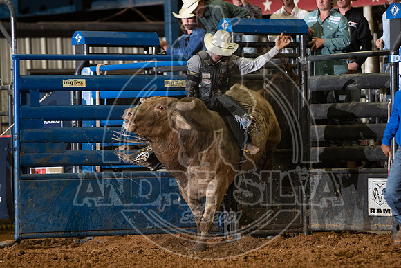 2020_06_06_Mesquite_BullRiding_Lex Oakley_368_Silva