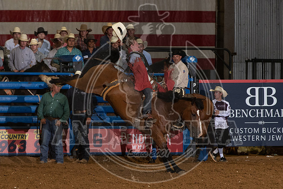 2020_06_06_Mesquite_Bareback_Riding_Kolt Dement_420_Silva