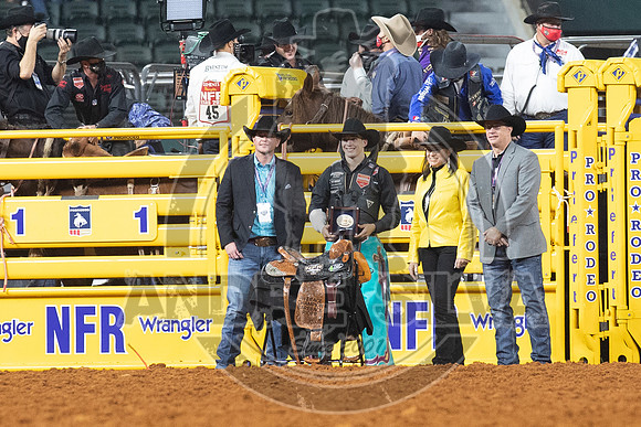 2020_Dez_12_WNFR_Bareback_Jess Pope_236