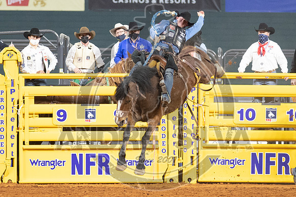 2020_Dez_11_WNFR_Saddle_Bronc_Jacobs Crawley_964