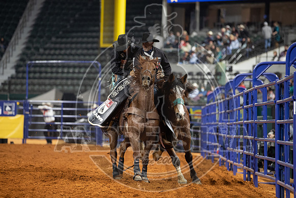 2020_Dez_11_WNFR_Saddle_Bronc_Isaac Diaz_922