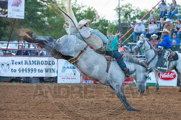 08_18_19_Denton_Bareback_Riding_Ty Blessing_157_Silva