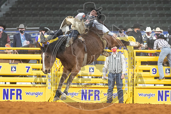2020_Dez_06_WNFR_Bareback_Jake Brown_102