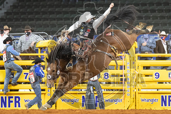 2020_Dez_06_WNFR_Saddle_Bronc_Lefty Holman_297
