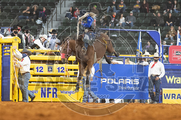 2020_Dez_06_WNFR_Saddle_Bronc_Stetson Wright_290