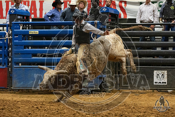 06_29_19_Mesquite_BullRiding_Sonny Dutchover_220_Silva