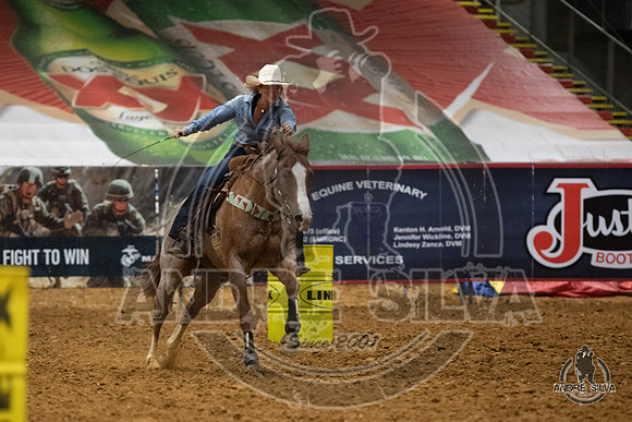 07_06_19_Mesquite_Barrel_Racing_Justine Botner_203_Silva