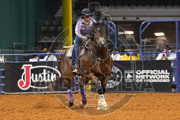 2020_Dez_09_WNFR_Barrel_Racing_Stevi Hillman_442