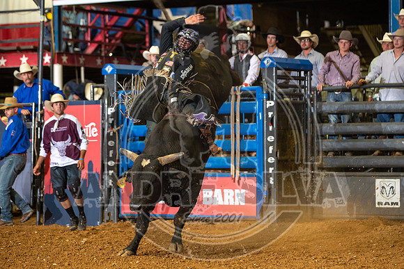 2020_06_13_Mesquite_Bull_Riding_Daylon_Swearingen_316_Silva