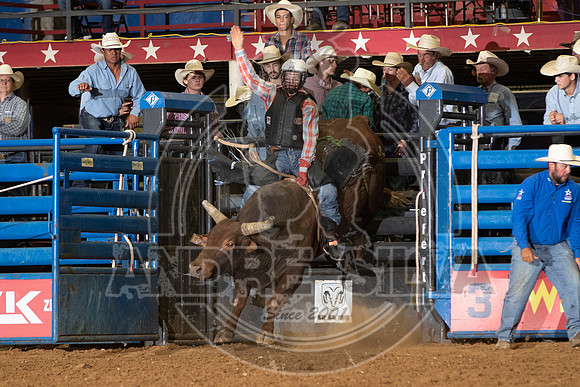 2020_08_01_Mesquite_Bull_Riding_Dave_Mason_305