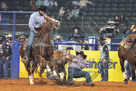 2020_Dez_11_WNFR_Steer_Wrestling_Jule Hazen_767