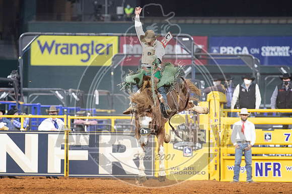 2020_Dez_11_WNFR_Saddle_Bronc_Allen Boore_993