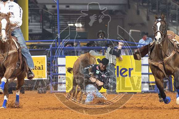 2020_Dez_11_WNFR_Steer_Wrestling_Clayton Hass_775