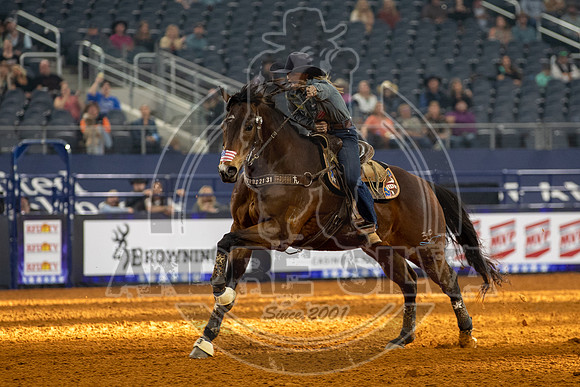 2021_TheAmerican_Barrel Racing_ Stevi Hillman_AndreSilva_956