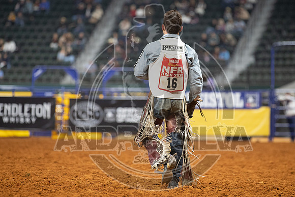 2020_Dez_12_WNFR_Bareback_Clayton Biglow_188