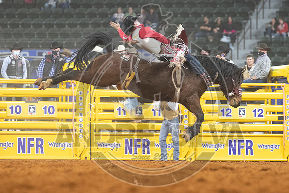 2020_Dez_06_WNFR_Bareback_Leighton Berry_131