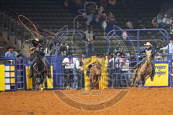 2020_Dez_11_WNFR_Team_Roping_Chad Masters  Wesley Thorp_840