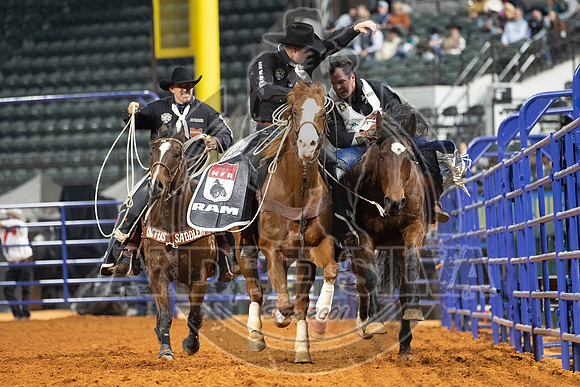 2020_Dez_11_WNFR_Bareback_Richmond Champion_690