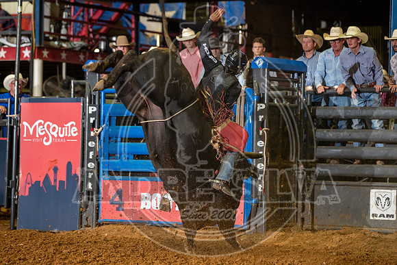 2020_06_06_Mesquite_BullRiding_Dustin Boquet_380_Silva