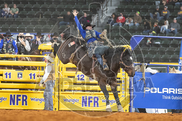 2020_Dez_06_WNFR_Saddle_Bronc_Rusty Wright_283