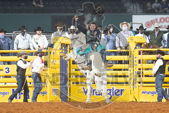 2020_Dez_12_WNFR_Bareback_Richmond Champion_190