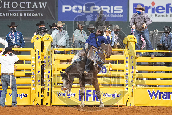 2020_Dez_12_WNFR_Bareback_Chad Rutherford_157