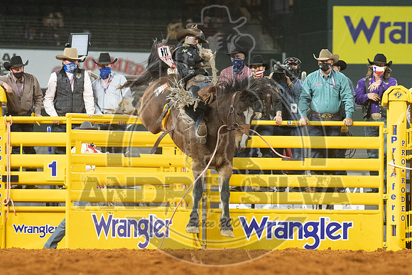 2020_Dez_06_WNFR_Saddle_Bronc_Zeke Thurston_307