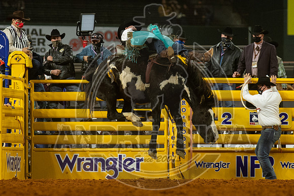 2020_Dez_06_WNFR_Bareback_Jess Pope_075