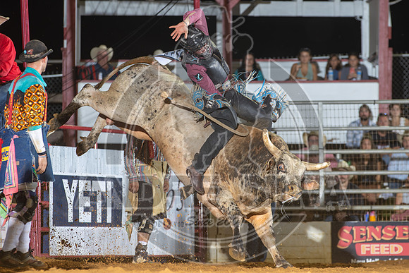 2024 Cowtown Rodeo_R1_XTREME BULLS_Wacey Schalla_Big Tasty_89_AndreSilva_321