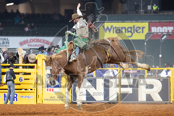 2020_Dez_11_WNFR_Saddle_Bronc_Allen Boore_995