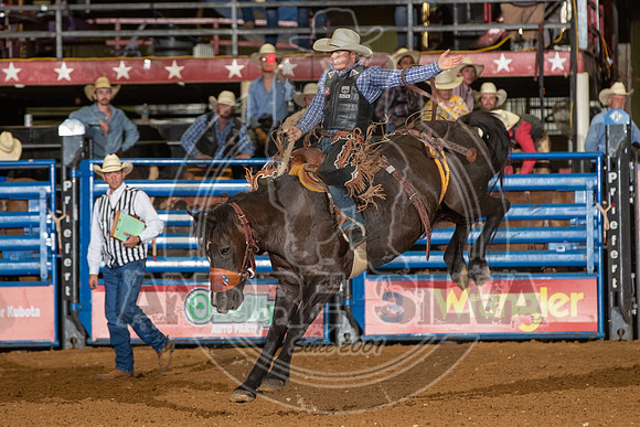 2020_08_01_Mesquite_Saddle_Bronc_Jake_Vance_235