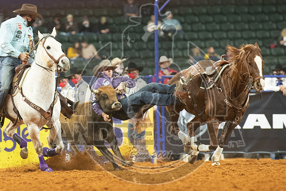 2020_Dez_06_WNFR_Steer_Wrestling_Tyler Waguespack_185