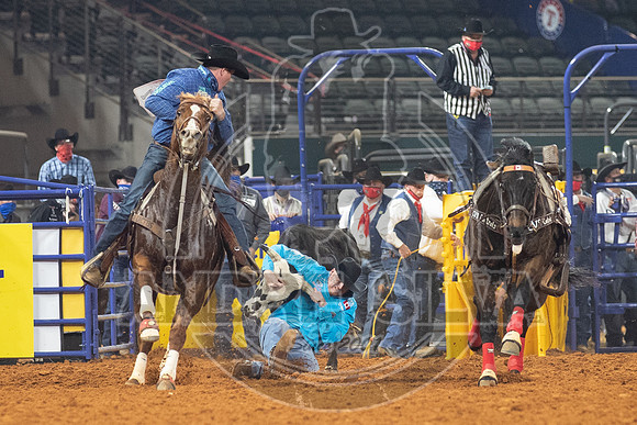 2020_Dez_11_WNFR_Steer_Wrestling_Curtis Cassidy_790