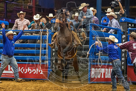 07_06_19_Mesquite_Womens_Ranch_Bronc_Riding_Maddison Keeter Crisp_080_Silva