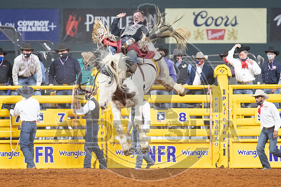 2020_Dez_12_WNFR_Bareback_Tim OConnell_227