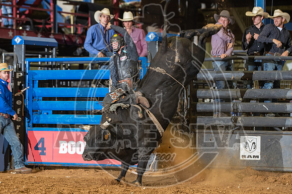 2020_06_13_Mesquite_Bull_Riding_Riley_Harris_447_Silva