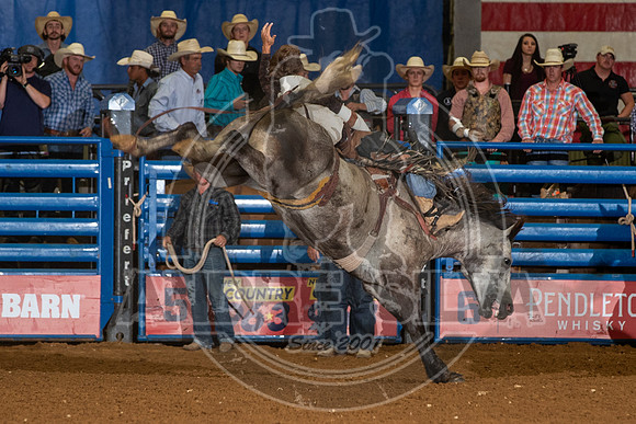 2020_08_01_Mesquite_Bareback_Montana_Kaden_Kornegay_137