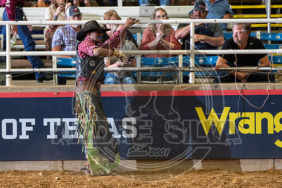 2020_06_13_Mesquite_Bull_Riding_Valdiron_de_Oliveira_444_Silva