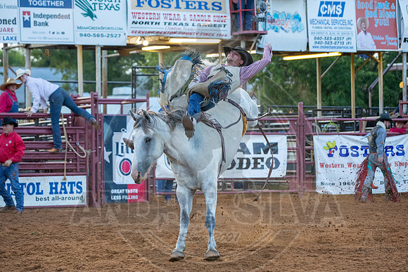 08_18_19_Denton_Bareback_Riding_Ty Blessing_154_Silva
