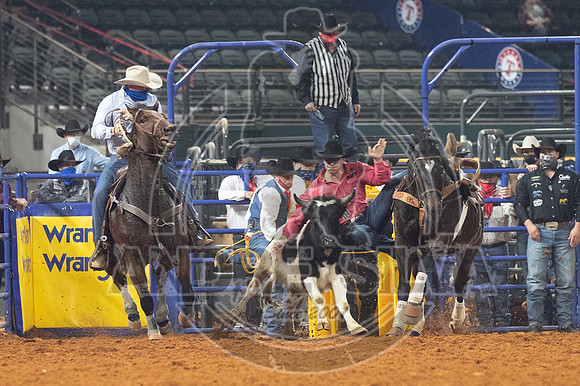 2020_Dez_11_WNFR_Steer_Wrestling_Bridger Anderson_785