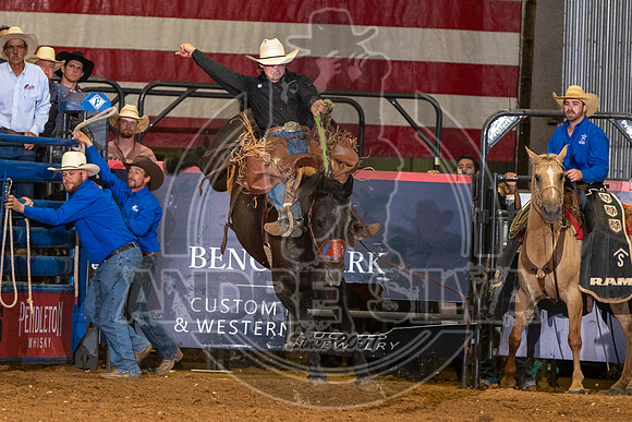2020_08_01_Mesquite_Saddle_Bronc_Parker_Fleet_231