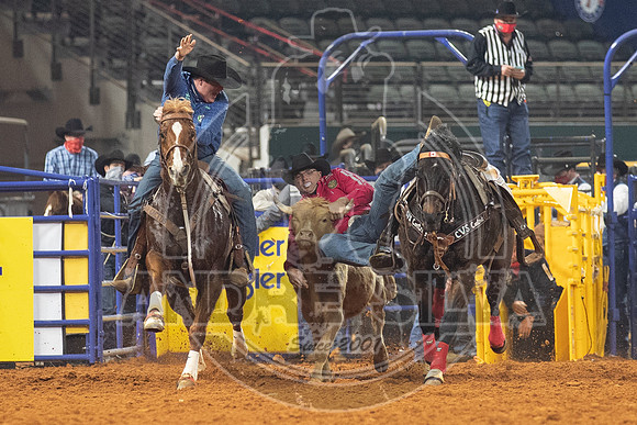 2020_Dez_11_WNFR_Steer_Wrestling_Matt Reeves_801