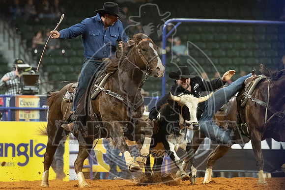 2020_Dez_06_WNFR_Steer_Wrestling_Jace Melvin_177