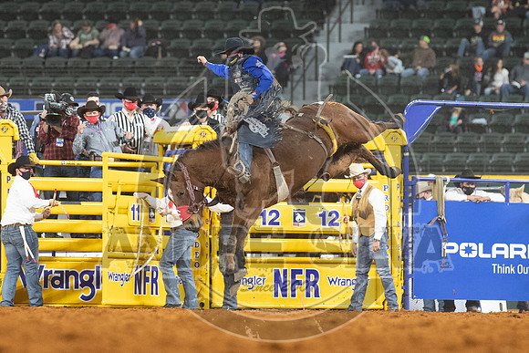 2020_Dez_06_WNFR_Saddle_Bronc_Stetson Wright_291