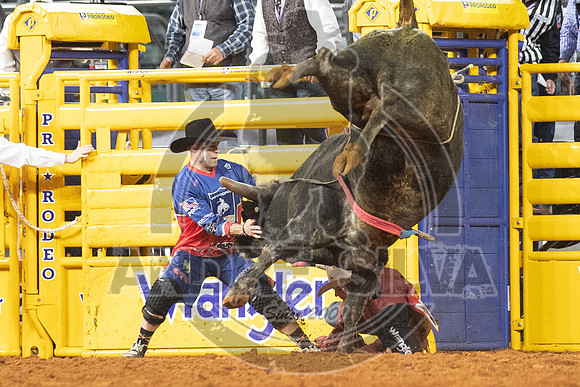 2020_Dez_11_WNFR_Bull_Riding_Roscoe Jarboe_1235