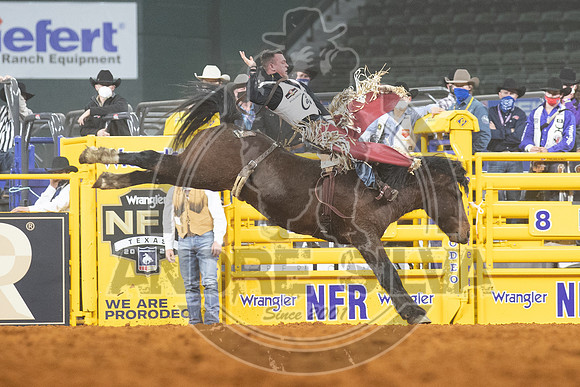 2020_Dez_06_WNFR_Bareback_Tim O'Connell_155